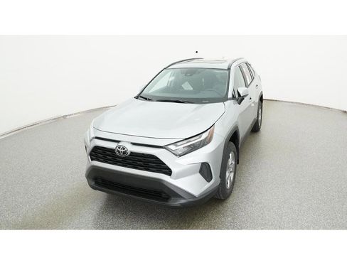 New 2025 Toyota RAV4 XLE image 16