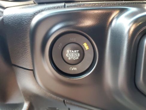 Used 2021 Jeep Wrangler Unlimited Sport AWD/4WD image 24
