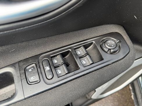 Used 2021 Jeep Renegade Sport image 21