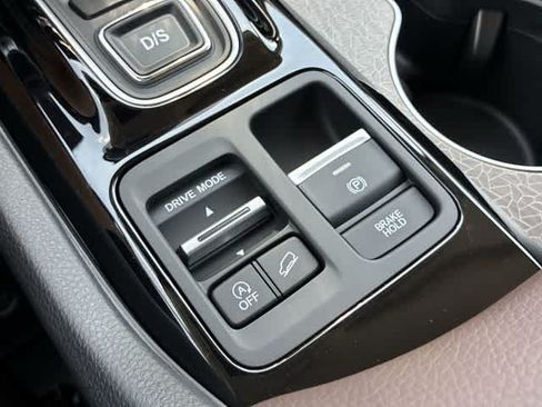 Used 2026 Honda Pilot Elite image 41