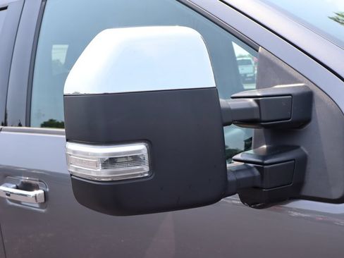 Used 2022 Ford F250 Lariat w/ Lariat Ultimate Package AWD/4WD image 24