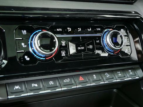 New 2026 GMC Sierra 1500 AT4X AWD/4WD image 17