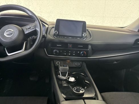 Used 2021 Nissan Rogue S image 20