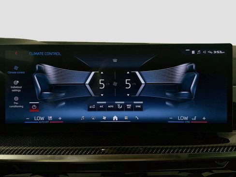 Used 2026 BMW X7 M60i AWD/4WD image 15