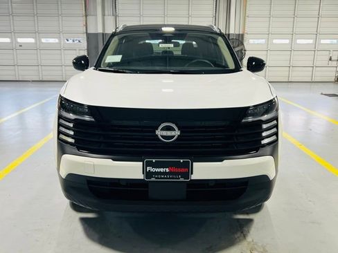 New 2026 Nissan Kicks SV image 11