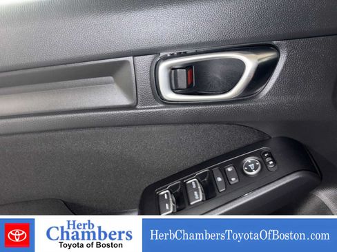 Used 2025 Honda Civic Sport image 15