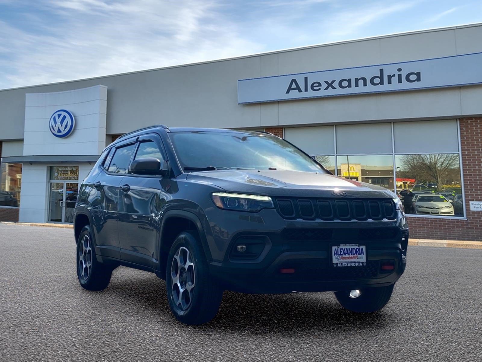 Used 2022 Jeep Compass Trailhawk w/ Trailhawk Elite Group AWD/4WD image 1