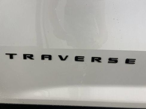 Certified 2024 Chevrolet Traverse LT w/ Midnight/Sport Edition FWD image 31