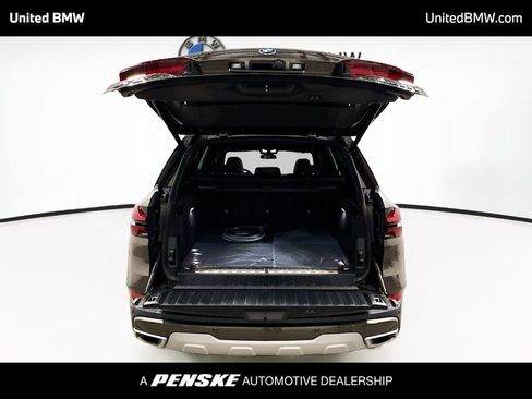 Used 2024 BMW X5 xDrive50e w/ Parking Assistance Package image 14