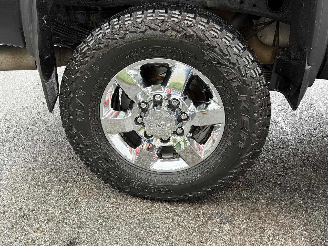 Used 2019 GMC Sierra 2500 SLT w/ Duramax Plus Package AWD/4WD image 20