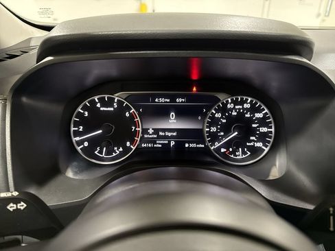 Used 2024 Nissan Rogue SV FWD image 12