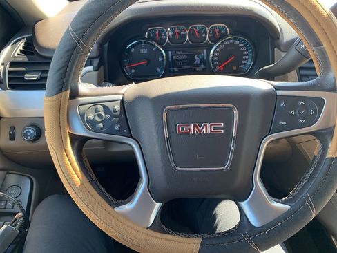 Used 2019 GMC Yukon XL SLT w/ Open Road Package image 15