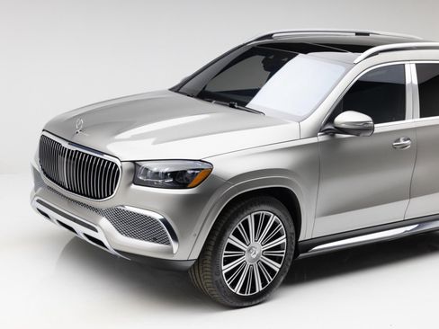 Used 2022 Mercedes-Benz Maybach GLS 600 4MATIC image 25