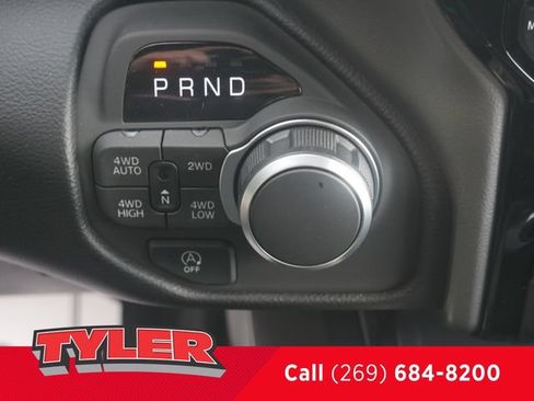 New 2026 RAM 1500 Big Horn AWD/4WD image 30