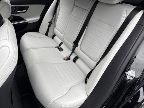 Used 2022 Mercedes-Benz C 300 Sedan image 25