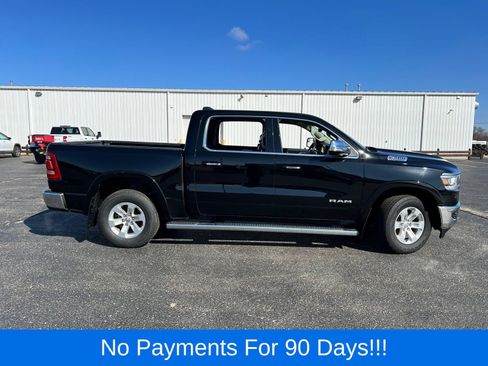 Used 2022 RAM 1500 Laramie AWD/4WD image 3