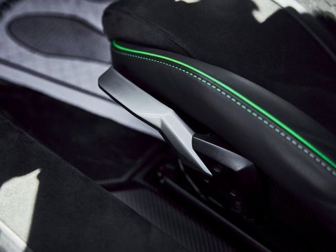 Used 2024 Lamborghini Huracan Sterrato image 37