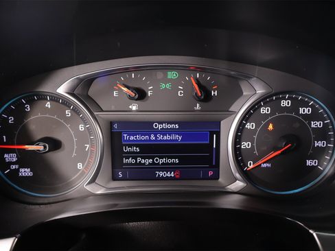 Used 2022 Chevrolet Traverse RS w/ LPO, Floor Liner Package image 4