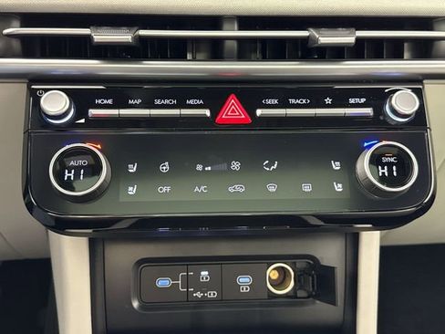 New 2026 Hyundai Tucson Limited image 17