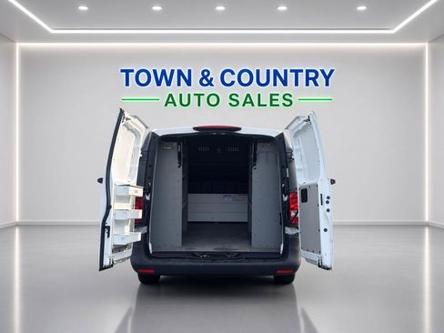 Used 2016 Mercedes-Benz Metris image 5
