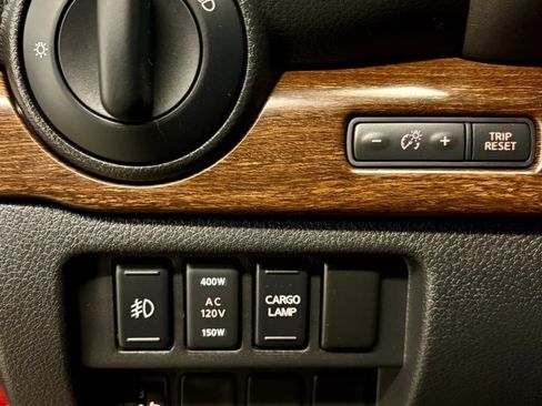 Used 2017 Nissan Titan Platinum Reserve image 13