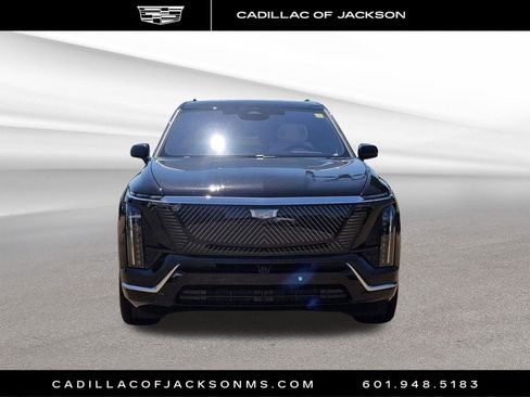 New 2026 Cadillac Vistiq Luxury w/ LPO, Floor Liner Package AWD/4WD image 2
