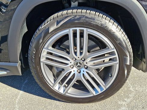 Certified 2026 Mercedes-Benz GLS 450 4MATIC image 8
