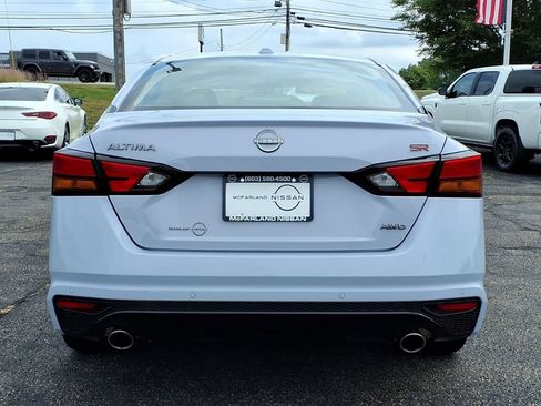 Certified 2024 Nissan Altima 2.5 SR w/ SR Premium Package AWD/4WD image 4