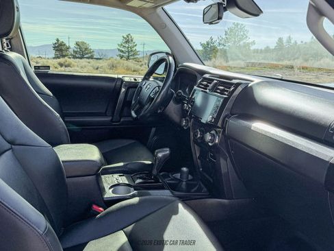 Used 2020 Toyota 4Runner Venture w/ Moonroof Package image 38