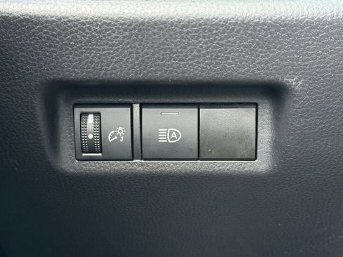 Certified 2025 Toyota RAV4 LE image 21