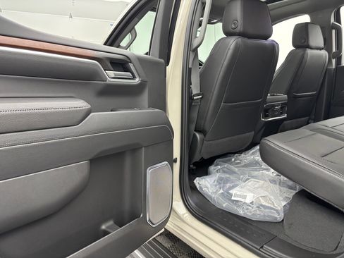 New 2026 GMC Sierra 1500 Denali AWD/4WD image 42