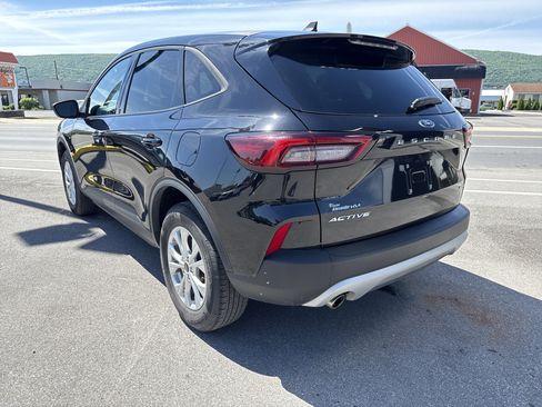 Used 2025 Ford Escape Active AWD/4WD image 6