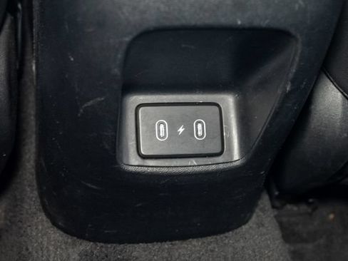 Used 2025 Hyundai Elantra Limited FWD image 26