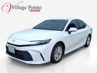 Used 2025 Toyota Camry LE FWD video 1