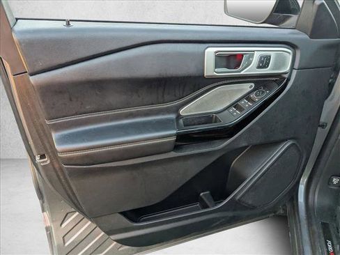 Used 2022 Ford Explorer ST w/ Equipment Group 401A image 14