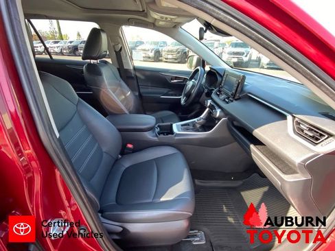 Certified 2022 Toyota RAV4 XLE Premium FWD image 15
