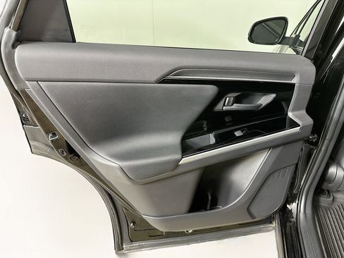 Used 2023 Toyota bZ4X XLE image 27