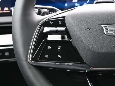 New 2027 Cadillac Optiq Premium Sport w/ LPO, Floor Liner Package AWD/4WD image 14