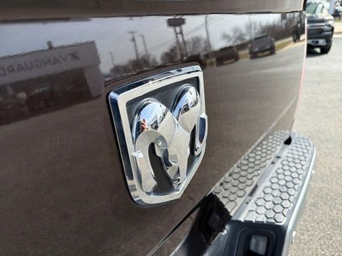 Used 2017 RAM 1500 Laramie Longhorn image 28