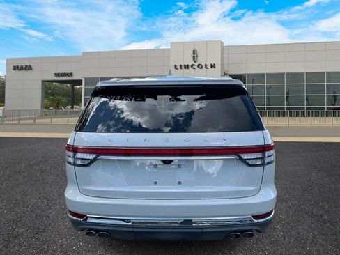 Certified 2020 Lincoln Aviator Reserve w/ Equipment Group 201A AWD/4WD image 4