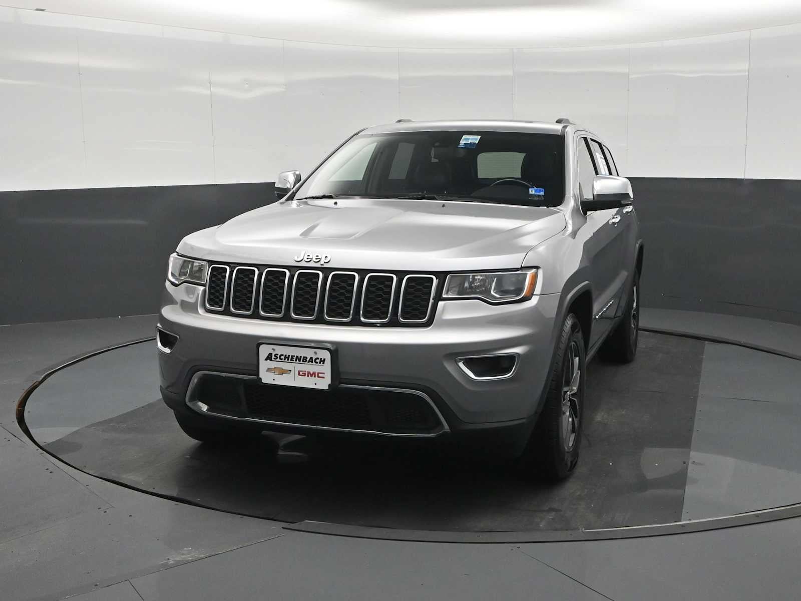 Used 2021 Jeep Grand Cherokee Limited w/ Luxury Group II AWD/4WD image 5