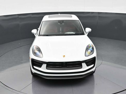 New 2026 Porsche Macan AWD/4WD image 36