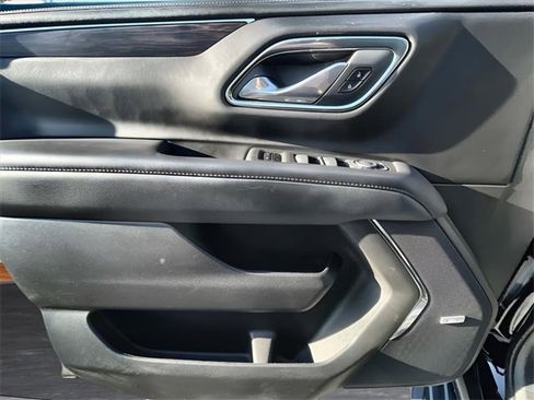 Used 2023 Chevrolet Tahoe LT w/ LT Signature Package image 24