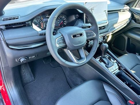 New 2026 Jeep Compass Latitude image 6