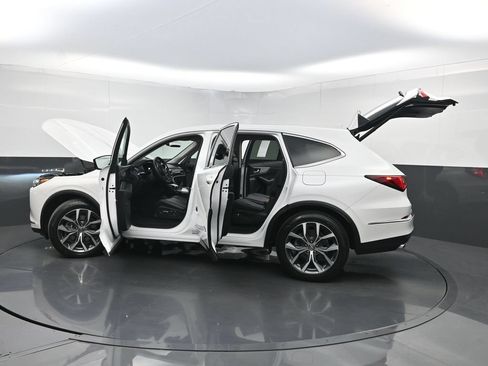 Used 2023 Acura MDX w/ Technology Package AWD/4WD image 42