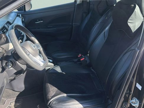 Used 2021 Nissan Versa SV image 17