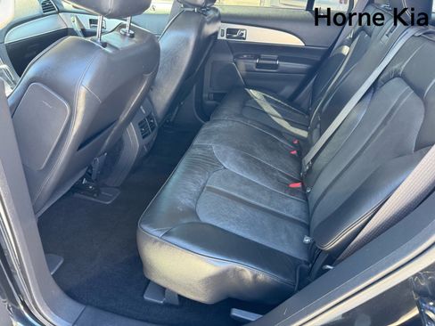 Used 2013 Lincoln MKX AWD image 12