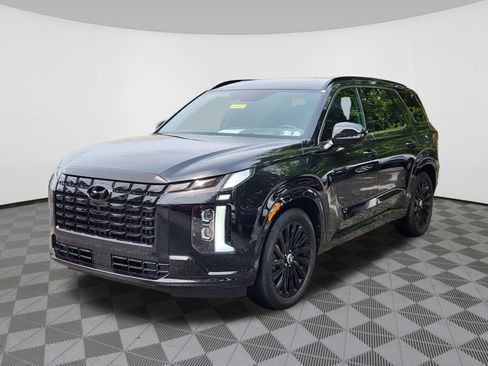 Used 2025 Hyundai Palisade Calligraphy AWD/4WD image 2