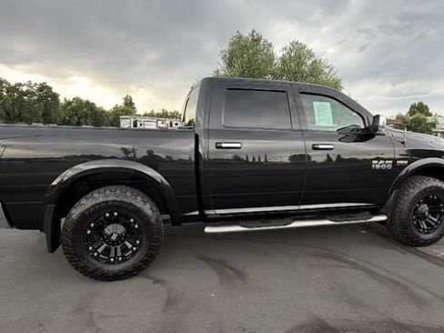 Used 2017 RAM 1500 Laramie w/ Convenience Group AWD/4WD image 3
