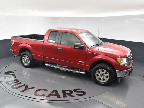 Used 2011 Ford F150 XLT w/ XTR Pkg image 30